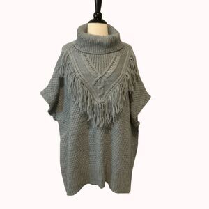 NWT New Coco + Carmen Gray knit fringe sweater poncho O/S